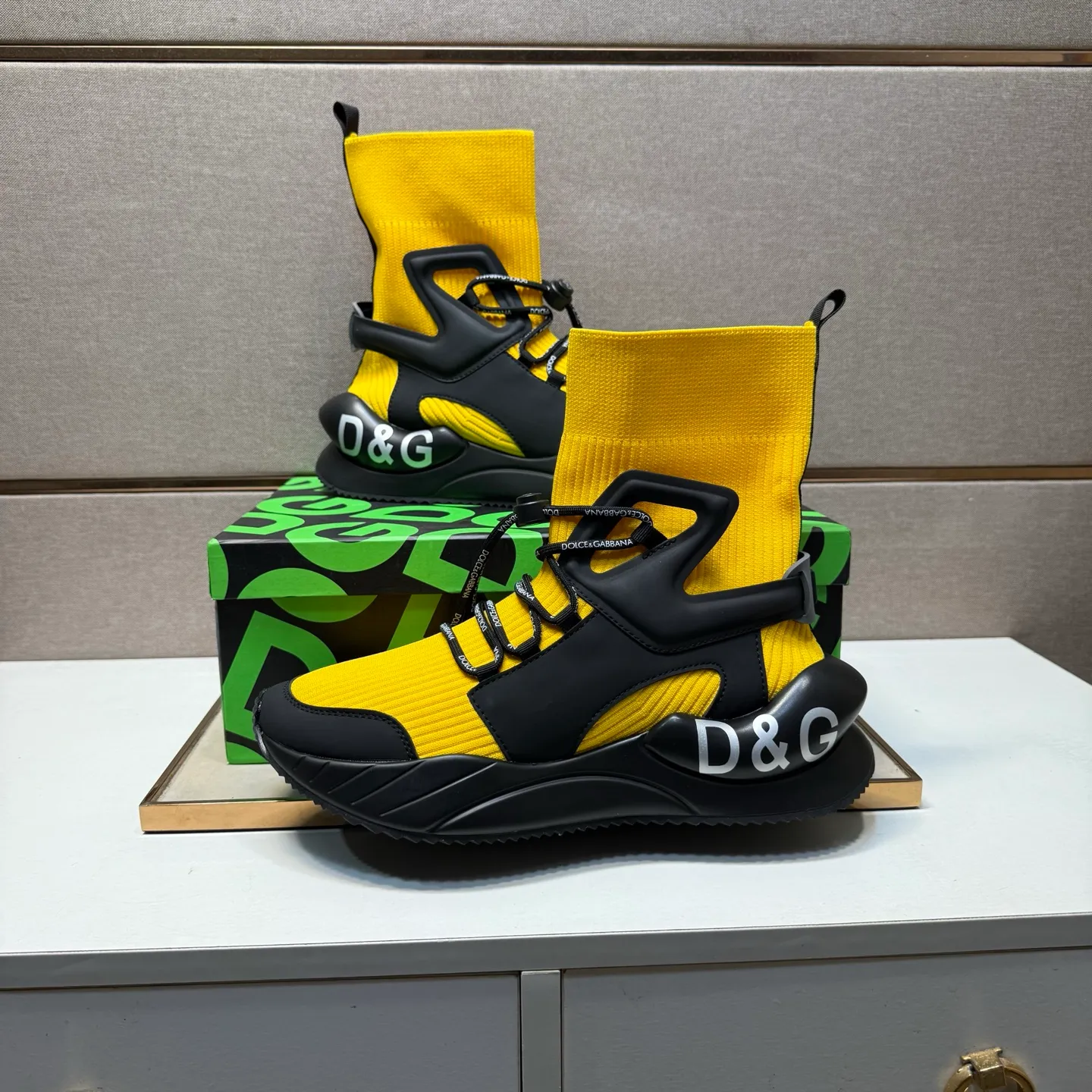 ⬛️Men's men's shoes💰p420【DG～】couple casual shoes 2025z cabinet sales simultaneously 🔶Size: 36-44 #️⃣ 🔷2 colors🔜The upper is made of multi-material splicing➕Mesh lining, comfortable and breathable, sole: original comfortable and wear-resistant outsole, ⚠️real thing📱photographed🎬real thing is better📢📢📢